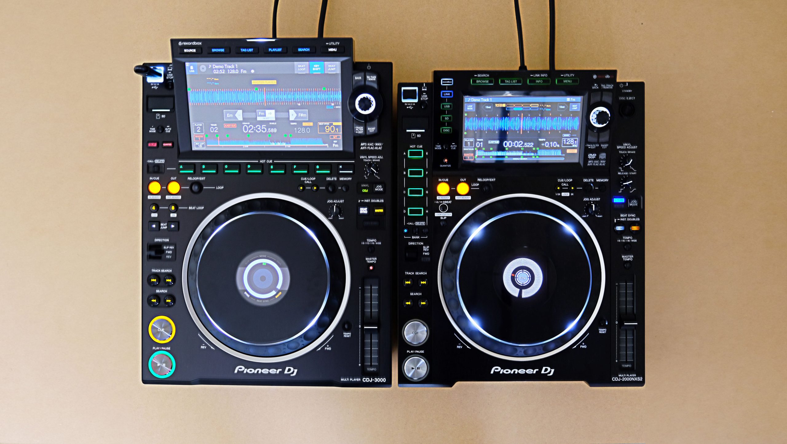 DJの新しいスタンダード「CDJ-3000」が誕生！気になるCDJ-2000NXS2との違いとは？ | イケベ デジタルタワー / DIGITAL  TOWER