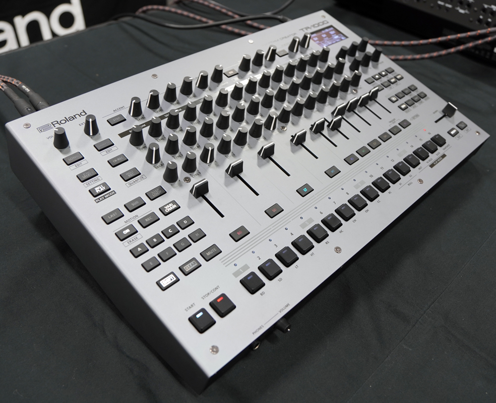 鍵盤楽器 REON driftbox R_midi W9rxrQd8diyyEivYVqKs8n.jpg